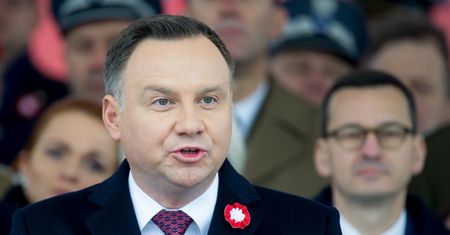 75. rocznica wyzwolenia Auschwitz. Prezydent i premier zbroją się na Putina. Tak obóz władzy szykuje się na wojnę informacyjną z Kremlem