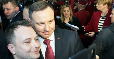 Sondaż prezydencki. Prędzej wygra Komorowski czy Owsiak niż Kaczyński lub Kukiz