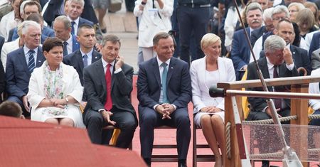 Agata Duda na obchodach 300-lecia koronacji jasnogórskiego obrazu. Cała w bieli