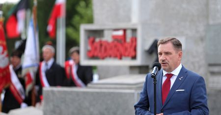 ECS. Solidarność wycofuje swój logotyp z Medalu Wdzięczności
