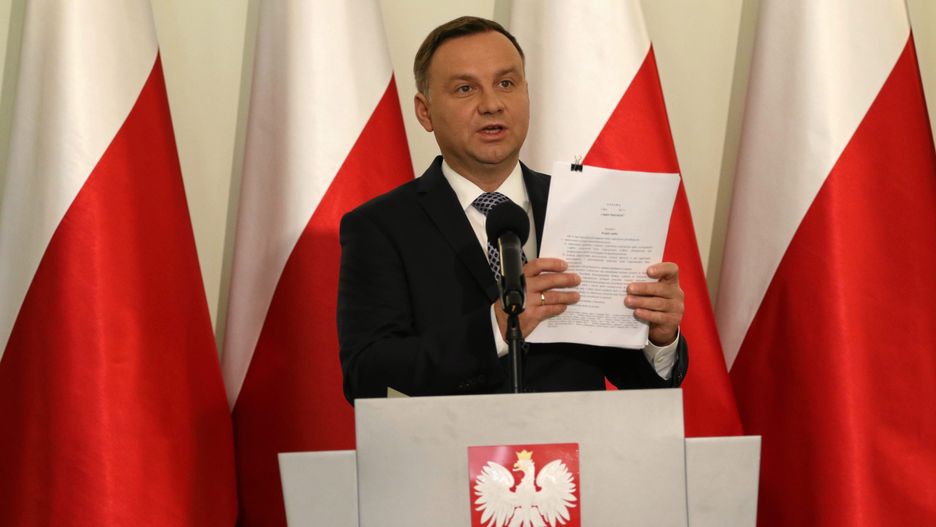 Prezydent wyjaśnił, co trzeba wpisać do konstytucji