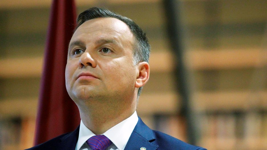 Prezydent Andrzej Duda we wtorek wyda postanowienie o przejściu I prezes SN w stan spoczynku