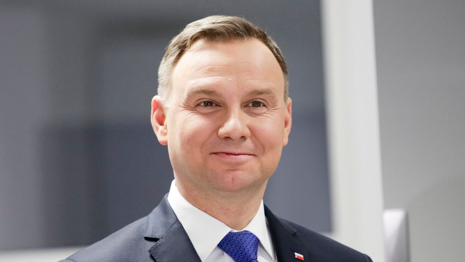 Prezydent decyduje o awansach generalskich oraz na stopień podporucznika