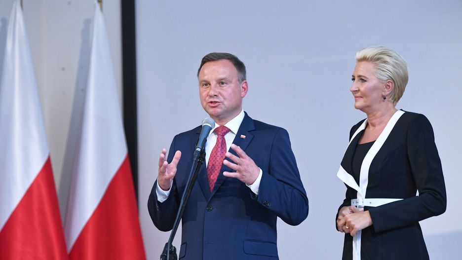 Prezydent Andrzej Duda i Agata Kornhauser-Dudą w gdyńskim liceum