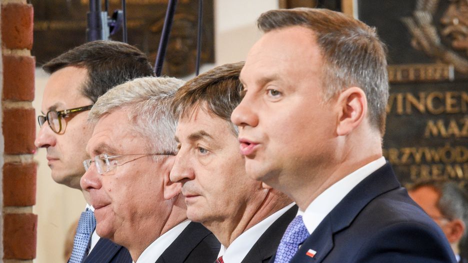 Największym zaufaniem Polaków cieszy się prezydent Andrzej Duda