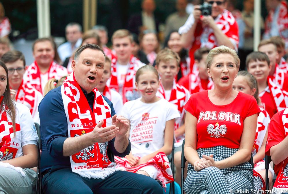 Mundial 2018. Strefa kibica Beaty Szydło kosztowała majątek. Andrzej Duda zrobił to dużo lepiej