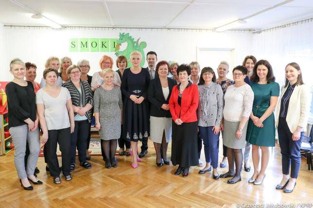 Agata Duda odwiedziła swoje dawne przedszkole i pokazała słodkie zdjęcie z dzieciństwa