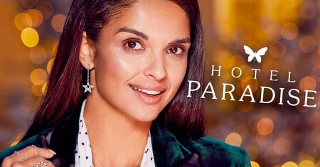 Klaudia El Dursi podnosi temperaturę na planie "Paradise Hotel". Pierwsze zdjęcia są bardzo HOT!