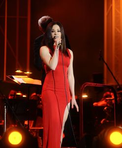 Natalia Szroeder podkreśliła swoją kobiecą figurę