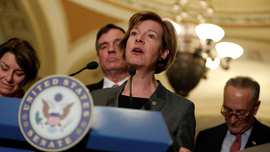 Autorem ustawy 447 jest demokratyczna senator Tammy Baldwin