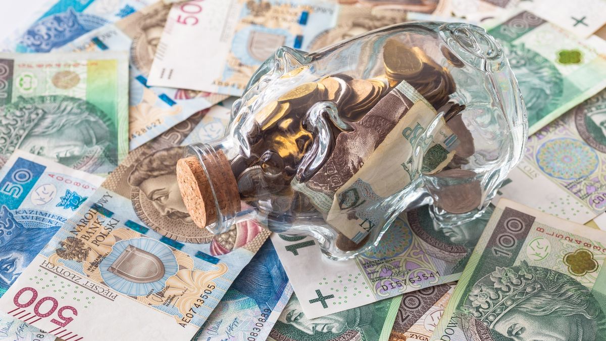 Kredyt gotówkowy - jak już trzeba pożyczyć, to lepiej dobrze wybrać, by nie przepłacić