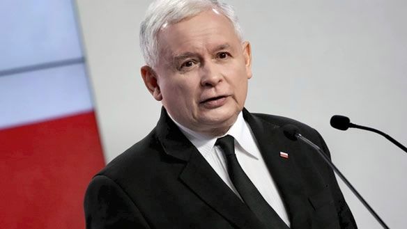 Ma być skromniej - deklarował Jarosław Kaczyński. Nie każdemu jednak łatwo rozstać się z pieniędzmi.