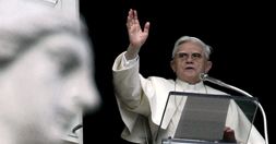 Papież modlił się za ofiary katastrofy pod Mirosławcem