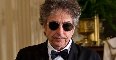 Bob Dylan: Nobla nie odebrał, ale otwierzy nowy podparyski kompleks muzyczny