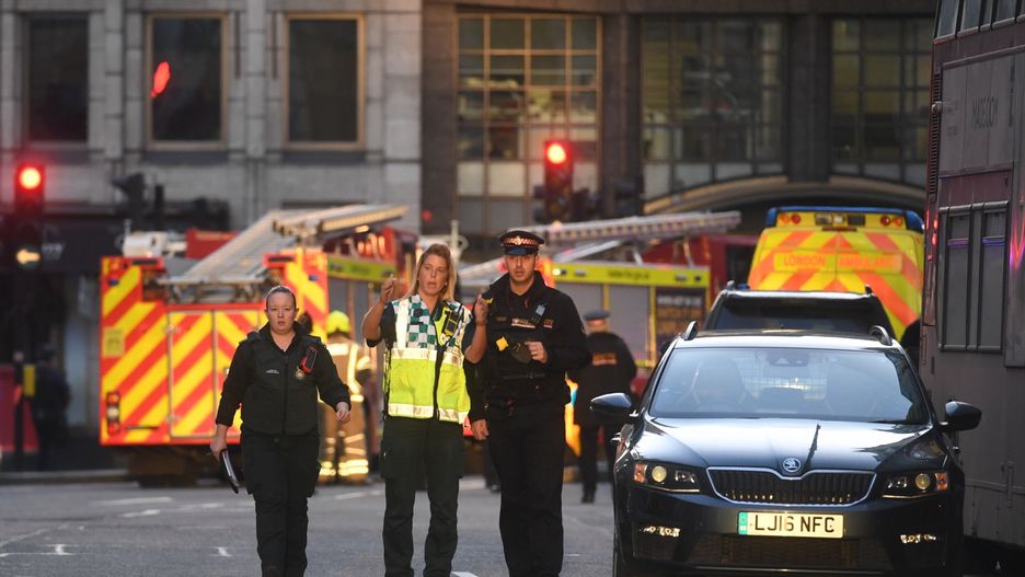 Londyn. Napastnik został zastrzelony przez policję