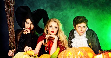 Jak zrobić przebranie na Halloween 2019? Jaki kostium można wypożyczyć?