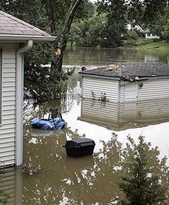 Powodzie w USA: 26 ofiar i ogromne straty