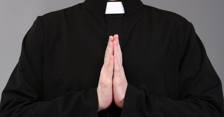 Proces ws. zadośćuczynienia za namaszczenie ateisty
