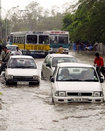 Ponad 150 ofiar burz i deszczów monsunowych
