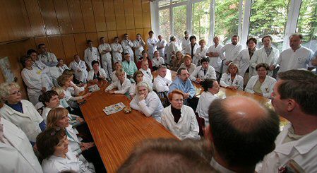 Lekarze ze szpitala MSWiA zakończyli strajk