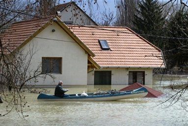 6 tysięcy ludzi zmobilizowanych do walki z powodziami