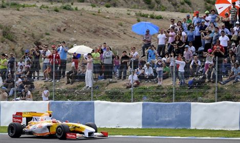 Jerez: Barrichello najszybszy, pech Alonso