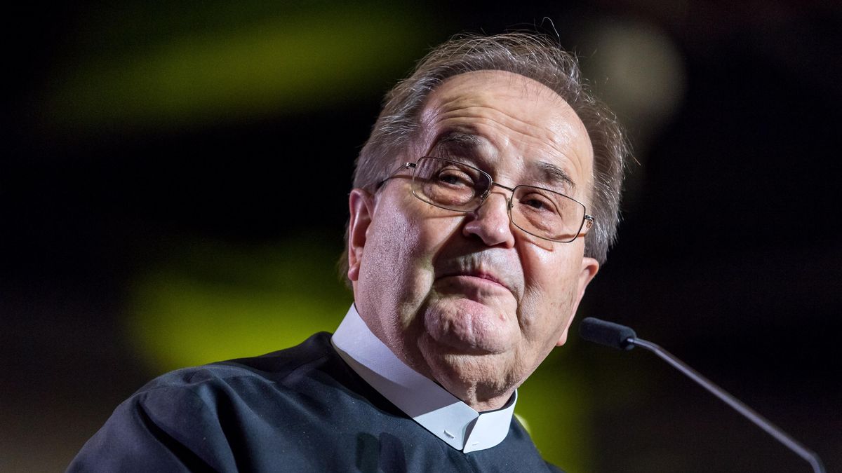 O. Rydzyk kilkakrotnie wspominał postać darczyńcy