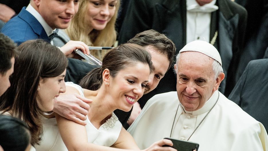 W sprawie uchodźców papież Franciszek wypowiada się w duchu liberalnej części społeczeństwa