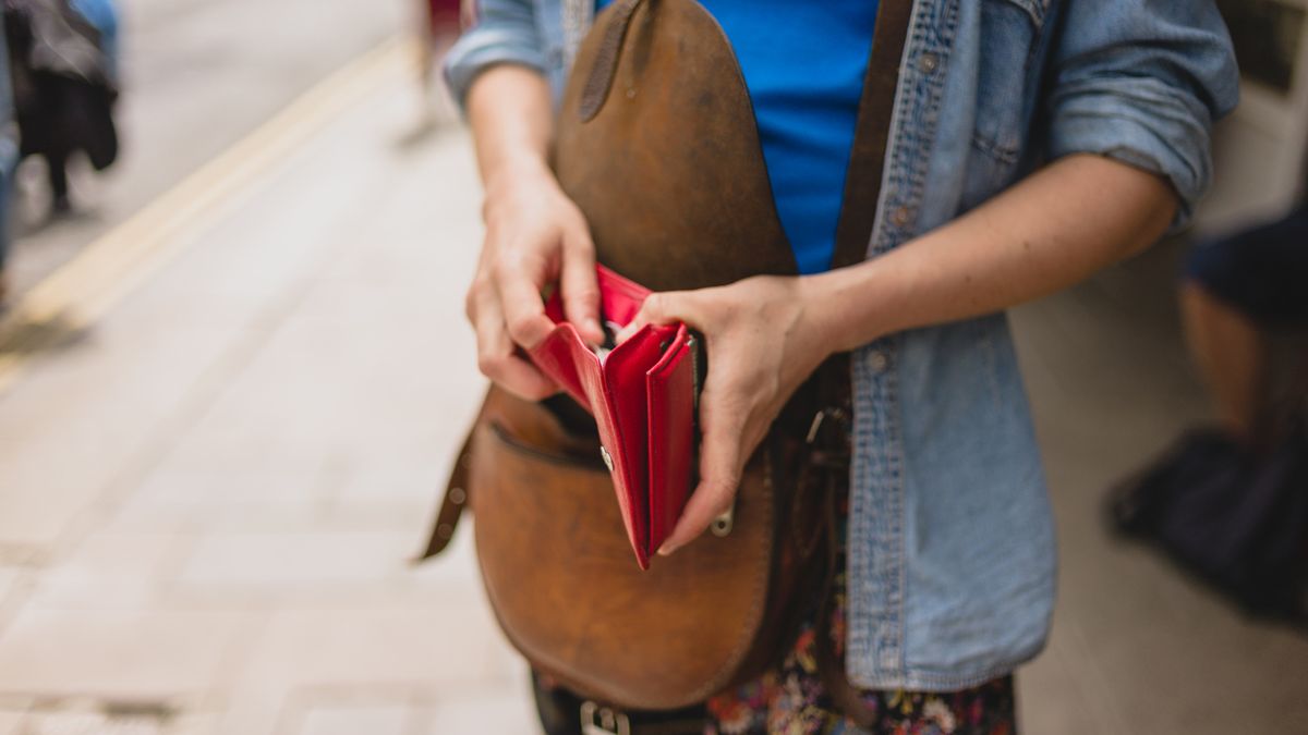 Brutto w kontekście wynagrodzenia to całkowite wynagrodzenie ze składkami i podatkami opłacanymi przez pracodawcę