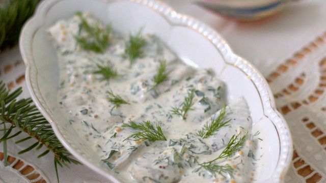 Śledzie marynowane w aromatycznym sosie