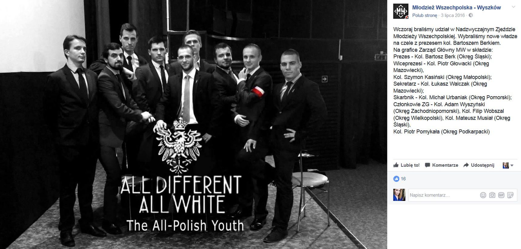 Piotr Głowacki na kontrowersyjnym zdjęciu (trzeci od lewej) 