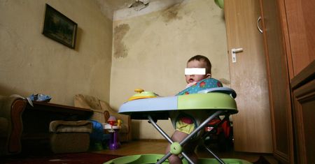 Mają 7 tys. miesięczne i żadnych szans na kredyt. Bo banki ciągle krzywo patrzą na 500 plus