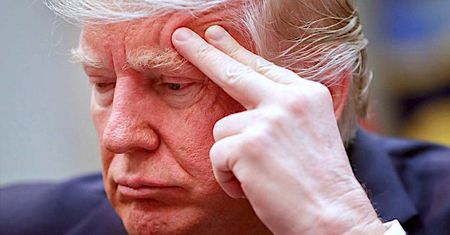 Seksskandal z gwiazdą porno w Białym Domu! Donald Trump już się wstydzi!
