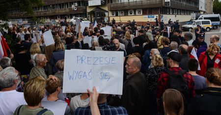Protest kobiet przeciwko zmianom w sądach