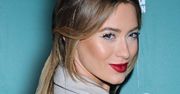 Marcelina Zawadzka na otwarciu butiku biżuteryjnego w kreacji z intrygującym detalem