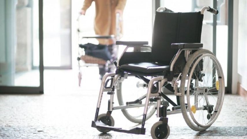 Senatorowie poparli poprawę PiS obniżającą próg dochodowy. 