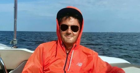 Kuba Wojewódzki na wakacjach z dziećmi przyjaciół. Internauci komentują: "Pora na własne"