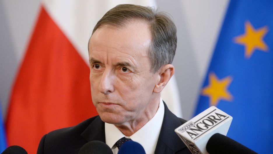 Koronawirus w Polsce. Senatorowie opuścili salę. Tomasz Grodzki nie przebierał w w słowach