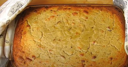 Babcia Jadzia ma doskonały przepis na babkę ziemniaczaną. Przechodzi z pokolenia na pokolenie