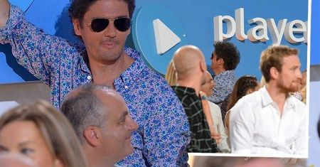Kuba Wojewódzki ratuje dekorację TVN na jesiennej ramówce. Bohater! [ZDJĘCIA + WIDEO]