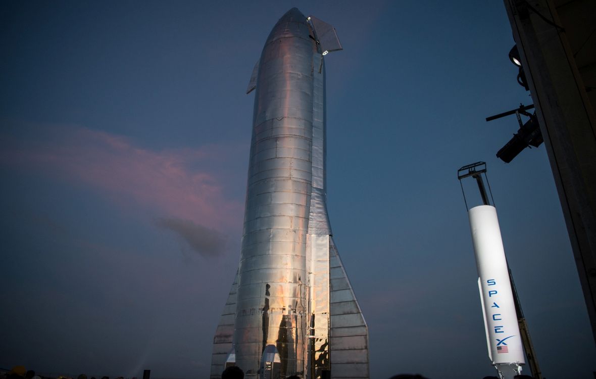 Tak będzie wyglądał Starship - najnowszy pojazd kosmiczny firmy Space X. Ma umożliwić ludzkości dotarcie na Marsa 