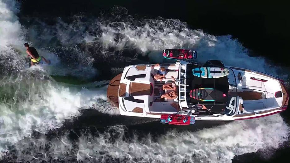 Nautique Super Air G25. Jedna z dwóch łodzi rodziny Woźniaków-Staraków