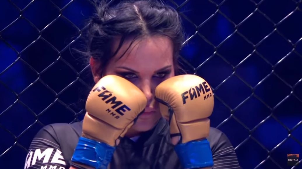 Fame MMA: Monika "Esmeralda" Godlewska znokautowana przez Linkiewicz