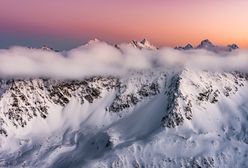 Tatry: Turyści z Morskiego Oka i Doliny Roztoki opuścili schroniska i szczęśliwie zeszli ze szlaków