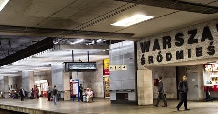Na dworcu w Warszawie urodziło się dziecko. PKP ma dla niego prezent wartości kilkudziesięciu tys. zł