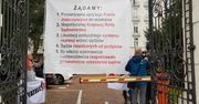 Obywatele RP zablokowali wjazd do Ministerstwa Sprawiedliwości. Mają 5 postulatów