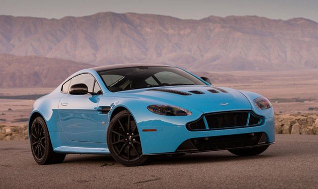 Aston Martin pozostanie przy silnikach V12