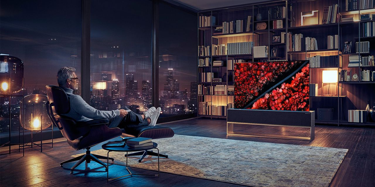 Zwijany telewizor LG OLED R1 już dostępny w Polsce