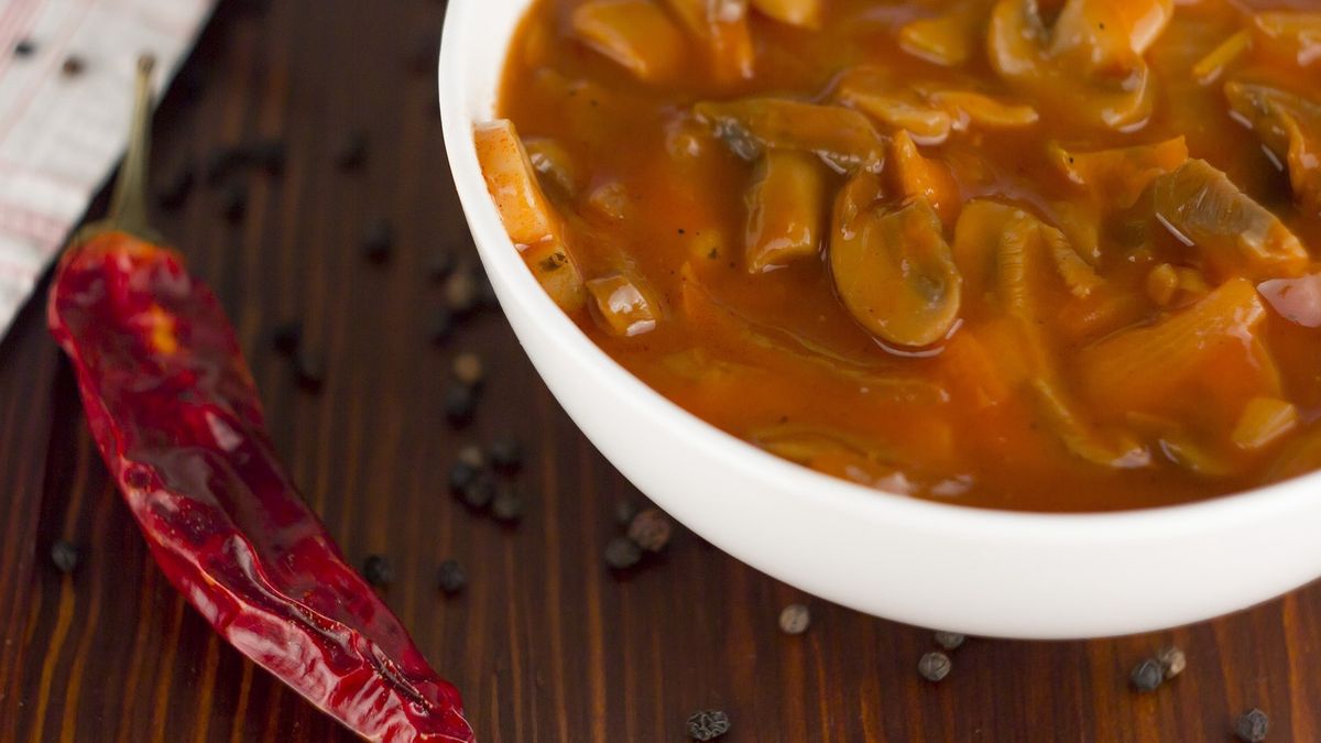 Leczo równie pysznie smakuje z piekarnika