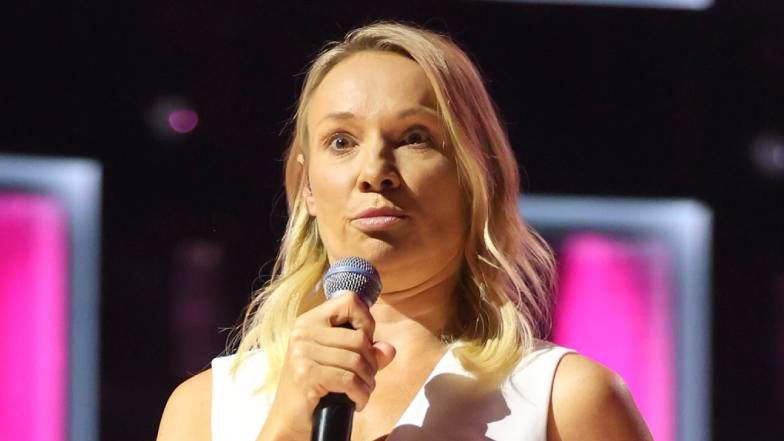 Sonia Bohosiewicz TOPLESS w wannie